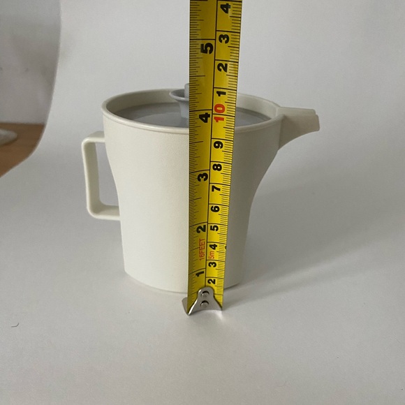 Vintage Tupperware 1414-16 Creamer Jug / Pitcher - Picture 7 of 7